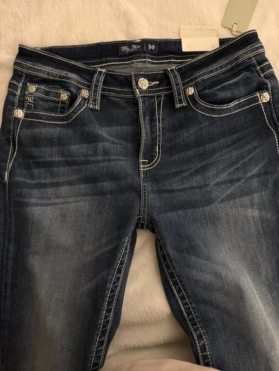 NWT Miss Me women’s Jeans Dk Blue 30x34 Mid Rise Bootcut Fleur-De-Lis Slim Fit - Picture 7 of 11